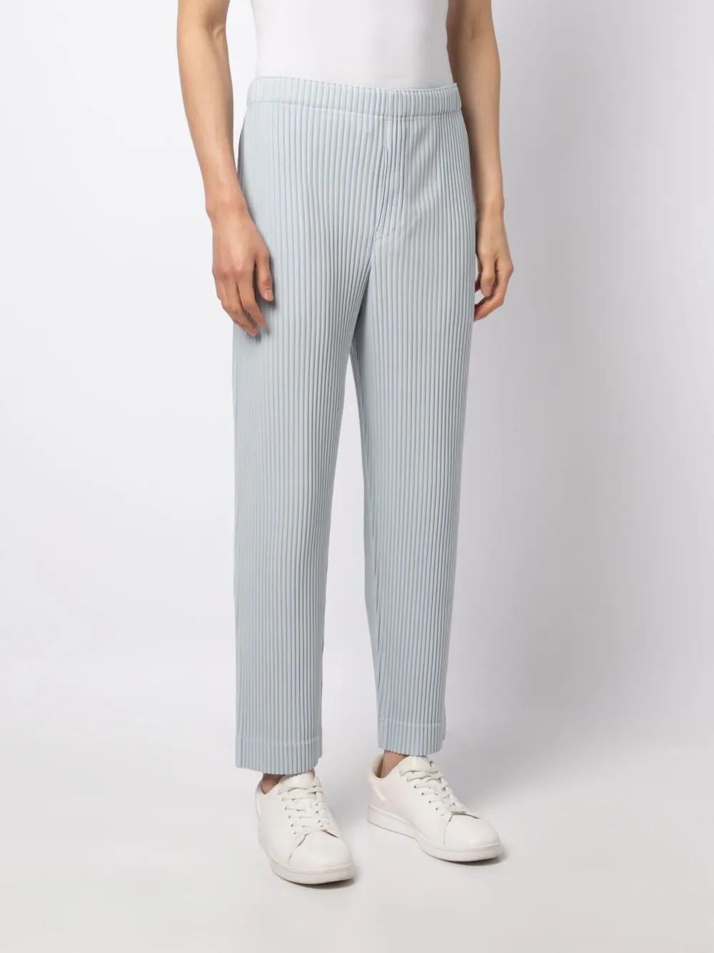 pleated straight-leg trousers