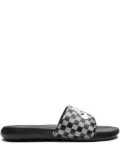 Nike Victori One logo-print slides - Black