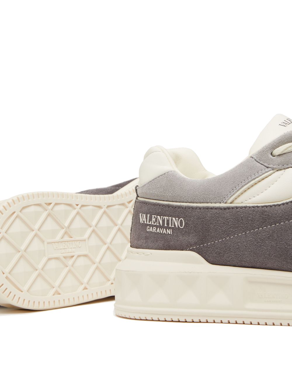 Shop Valentino One Stud Xl Leather Sneakers In Mku