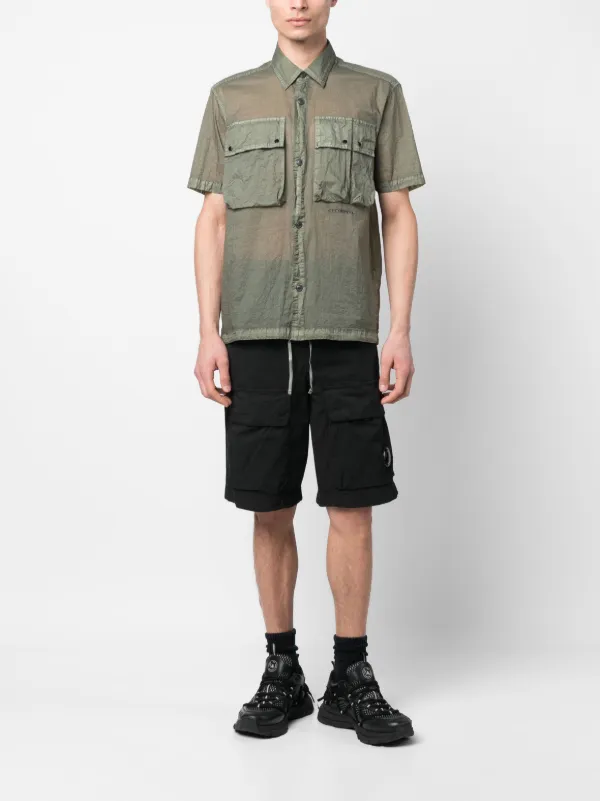 C.P. Company カーゴショーツ | ブラック | FARFETCH JP