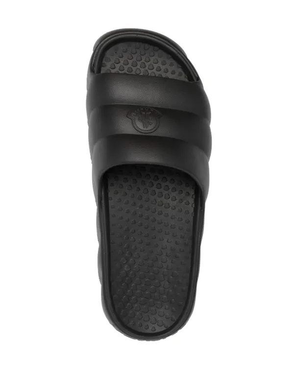 Moncler Lilo キルティング サンダル | ブラック | FARFETCH JP
