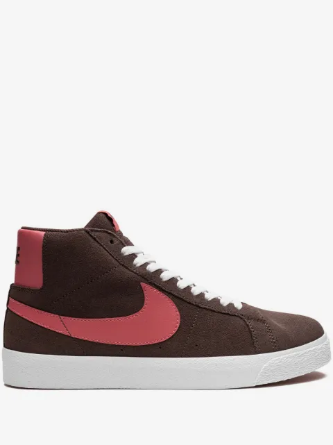 Nike SB Blazer Mid スニーカー