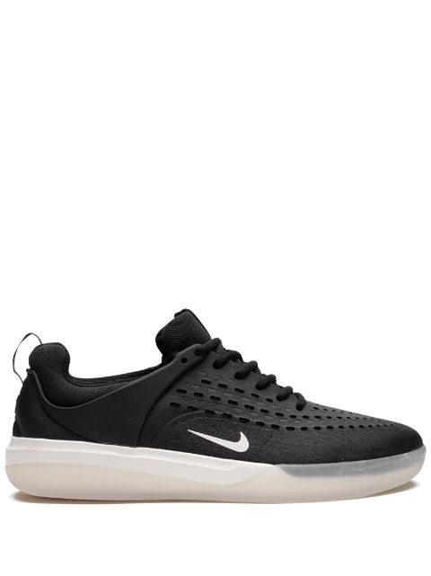 Nike SB Nyjah 3 low-top sneakers WOMEN