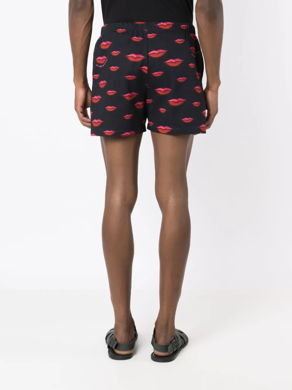 Shop Amir Slama Lips-pattern Cotton Shorts In 黑色