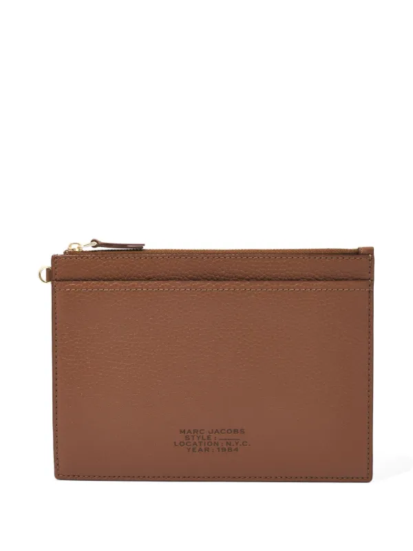 Small wristlet store