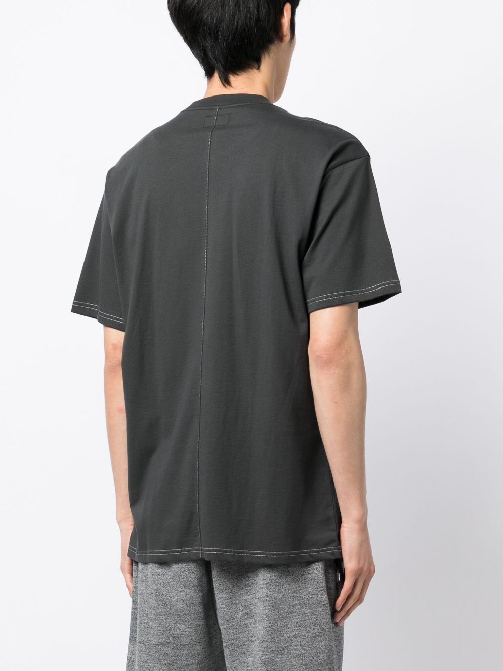 Shop Izzue Contrast-stitching Cotton T-shirt In Grey