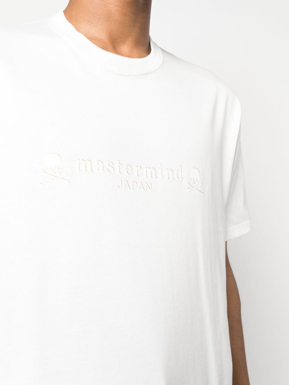 Shop Mastermind Japan Skull-print Cotton T-shirt In White