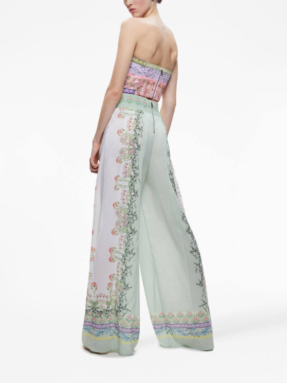 Shop Alice And Olivia Alabama Floral-print Palazzo Pants In Green