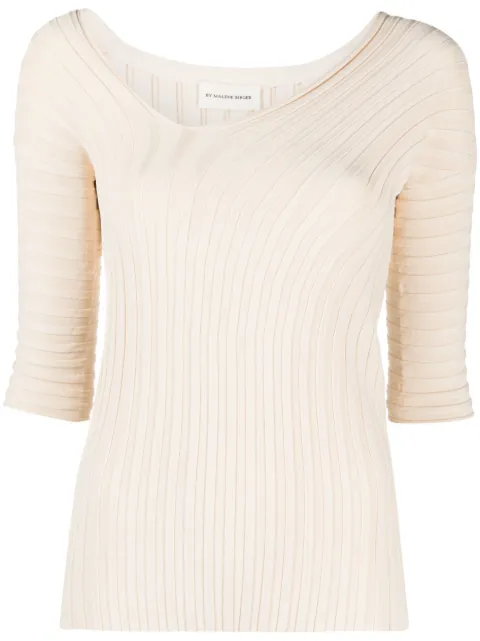 By Malene Birger توب غير متساوي الطول بحياكة مضلعة