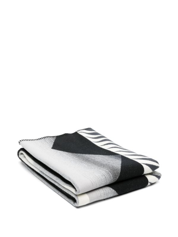 Louis Vuitton Logo Blanket - Farfetch