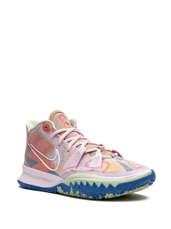 Nike Kyrie 7 