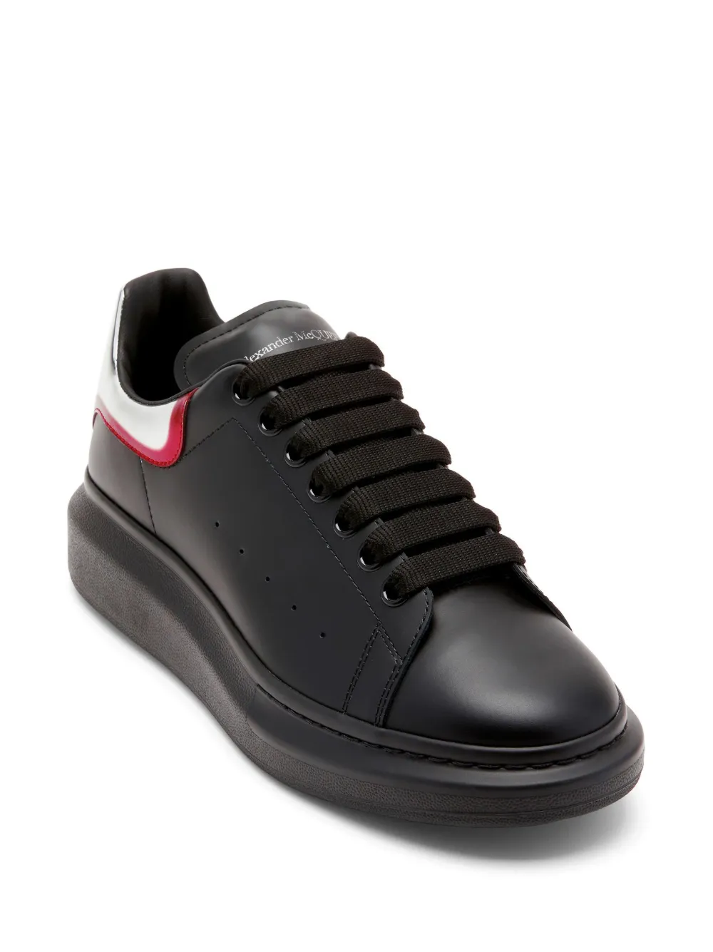 Alexander McQueen Oversized leather sneakers - Zwart
