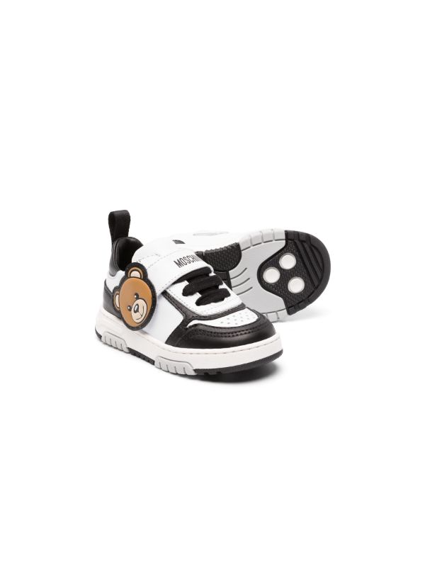 Boys moschino discount shoes