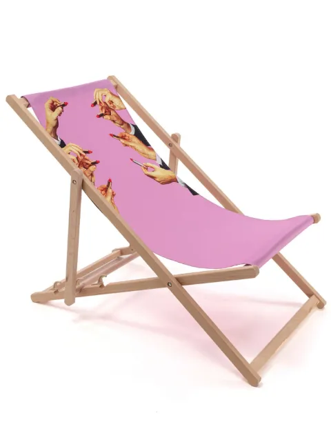 Seletti lipstick-motif deck chair