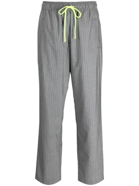 Essentiel Antwerp pantalones con rayas diplomáticas estampadas