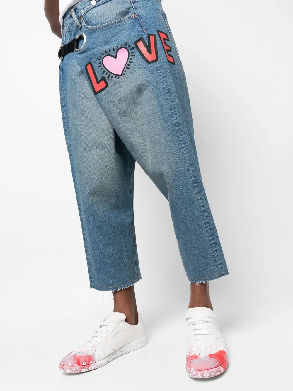 Shop Junya Watanabe Graphic-print Cropped Denim Trousers In Blau