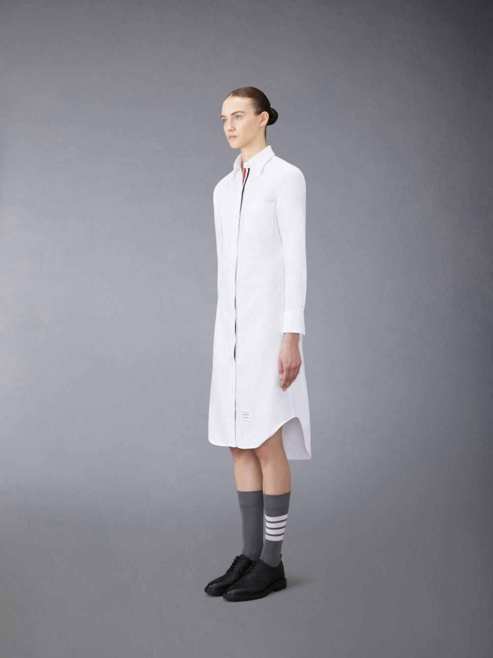 Thom Browne Logo-patch Cotton Shirtdress In 100 White