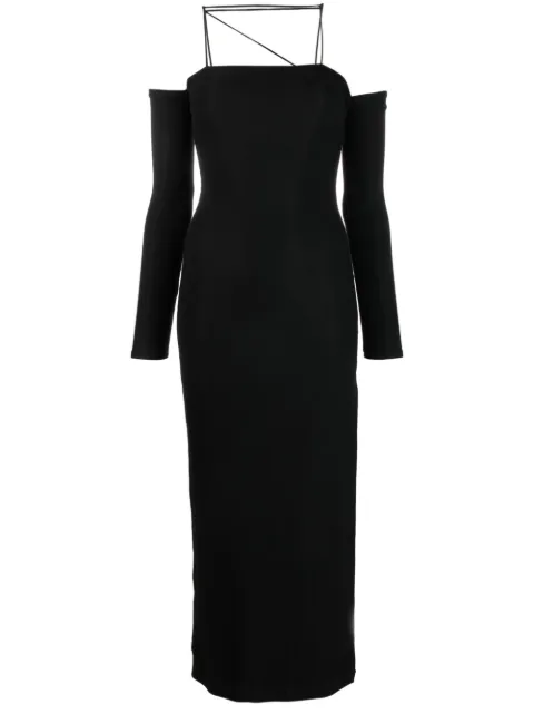Lama Jouni vestido con aberturas y hombros descubiertos