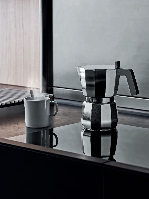 Caffettiera Alessi Moka