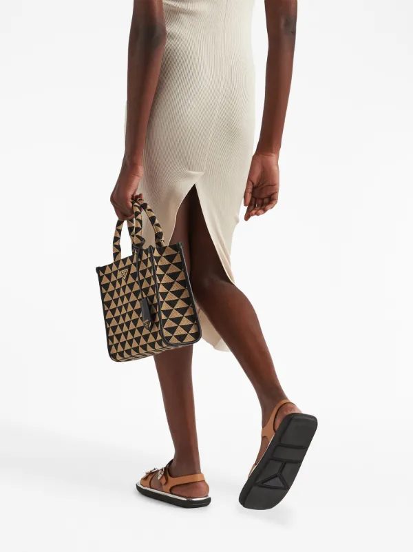 ワンピース Prada Abito Midi In Seta Abito midi in twill di seta in Nero - Prada | Mytheresa