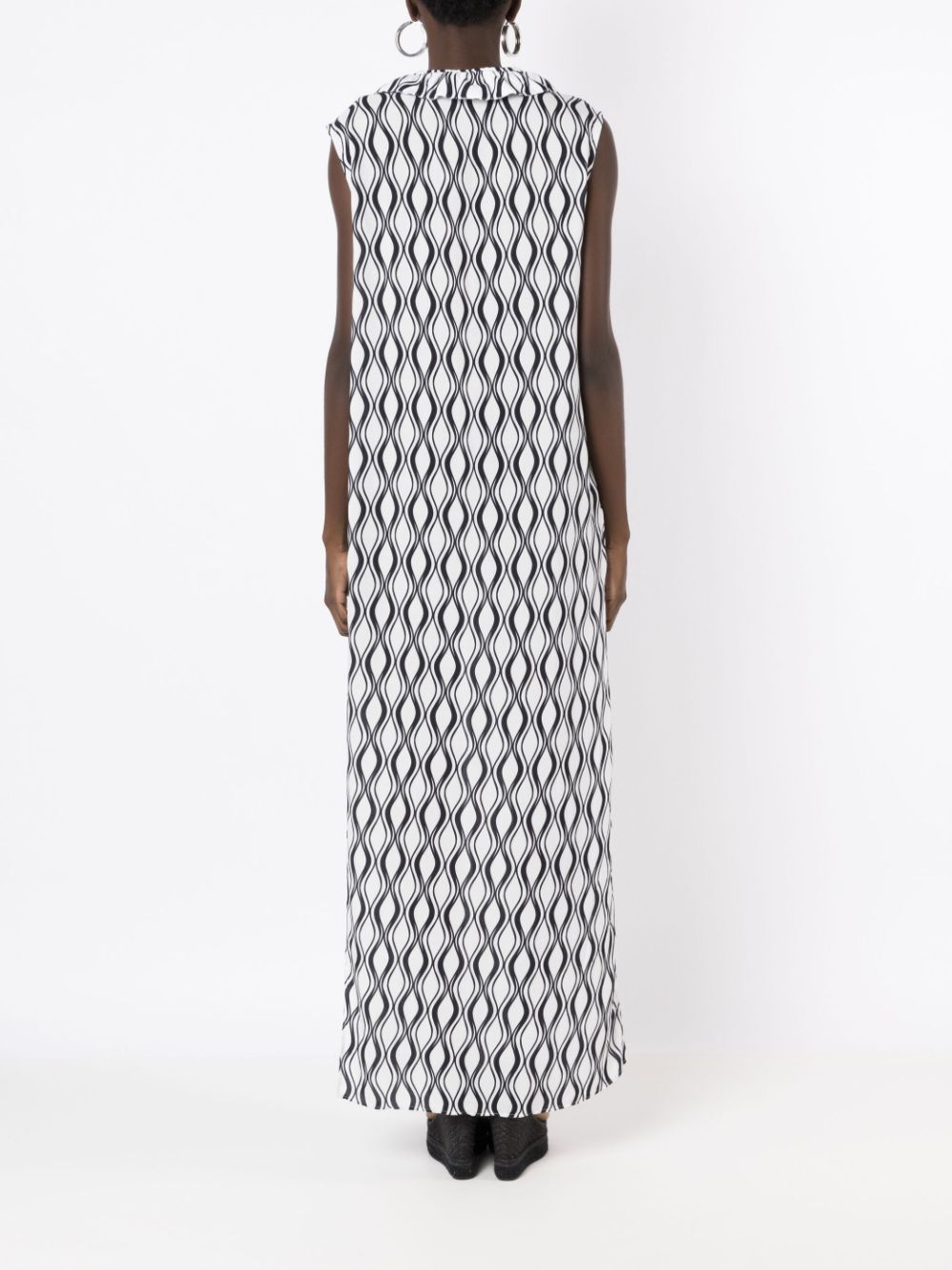 Shop Amir Slama Geometric-print Maxi Dress In Schwarz