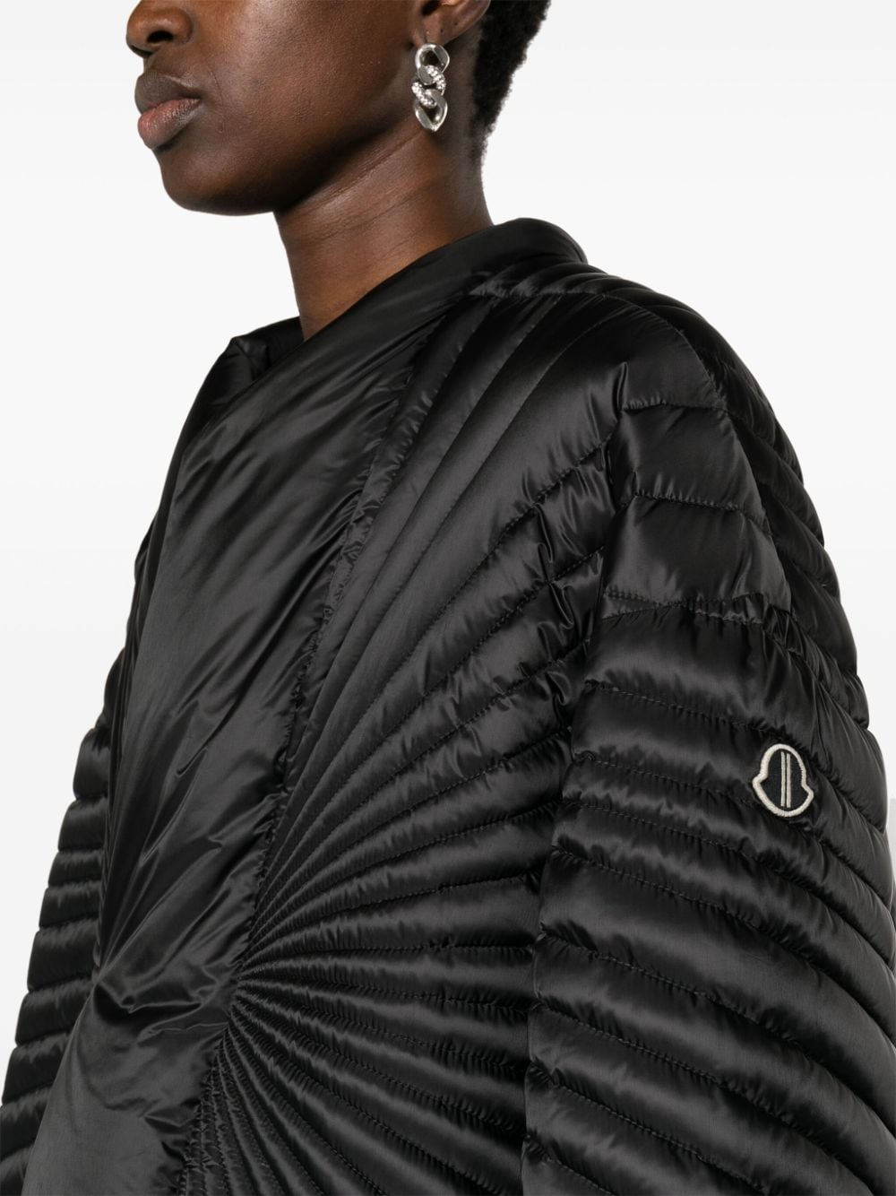 Shop Moncler Genius Radiance Seam-detail Down Coat In Black