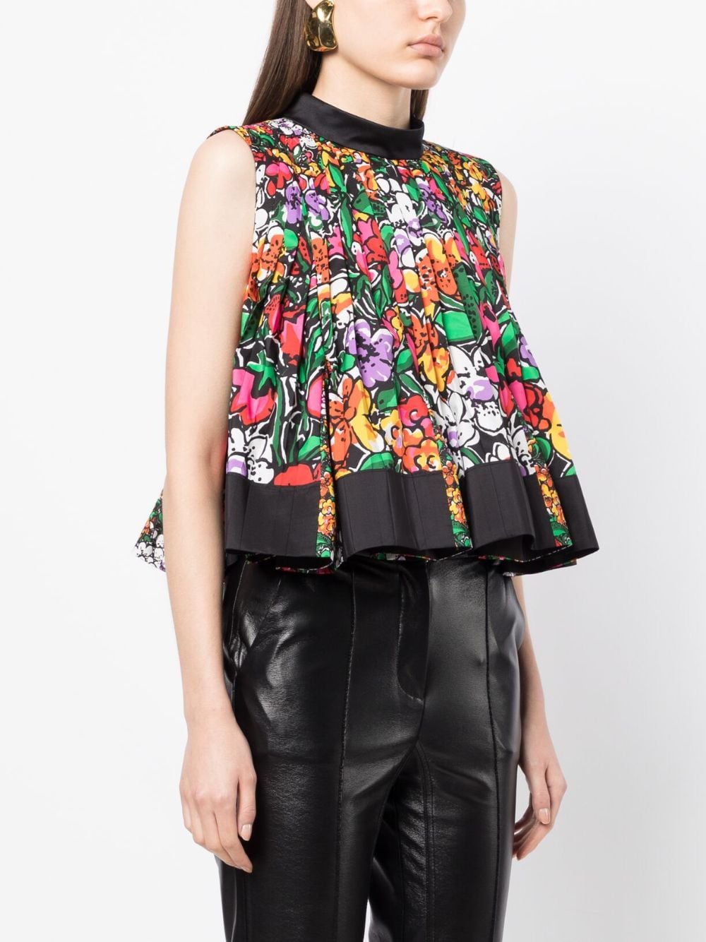 Shop Sacai Pleated Floral-print Blouse In 黑色