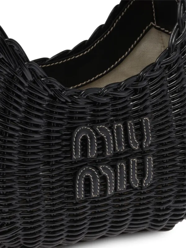 【MIU MIU】今がチャンス★WANDER WOVEN Small バッグ Miu Miu Mini Wander Wicker Shoulder Bag | Black | FARFETCH