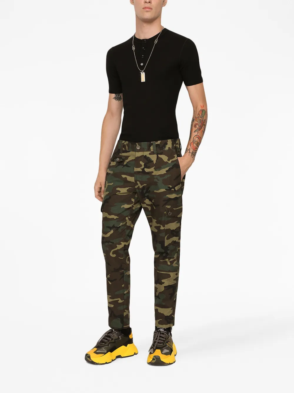 Dolce & Gabbana T-shirt met knoopplakkaat - Zwart