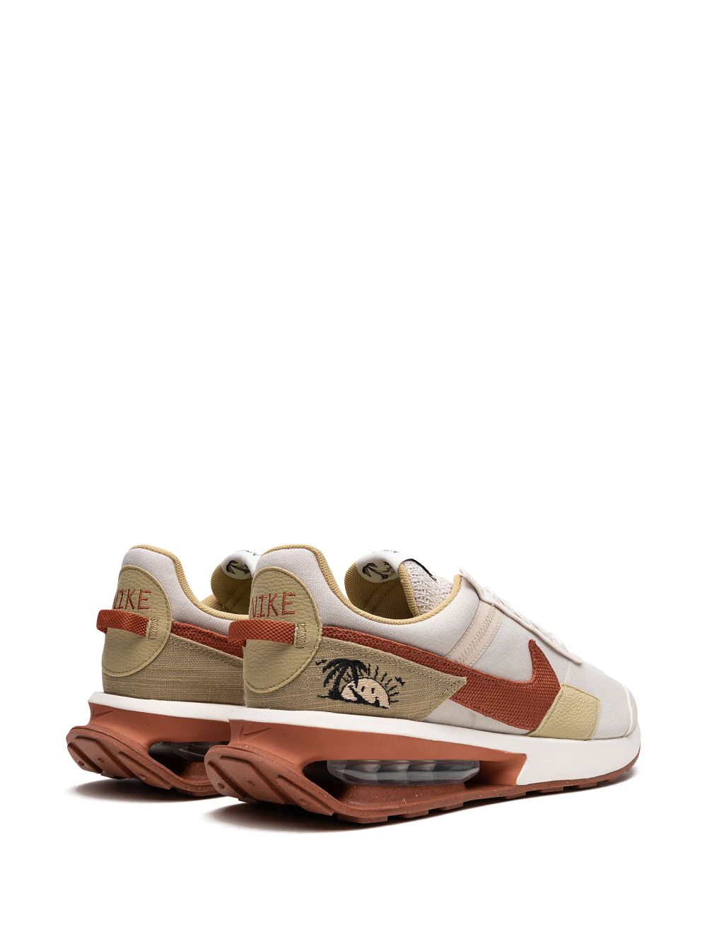 Nike Air Max Pre Day Se Sneakers In Nude Modesens