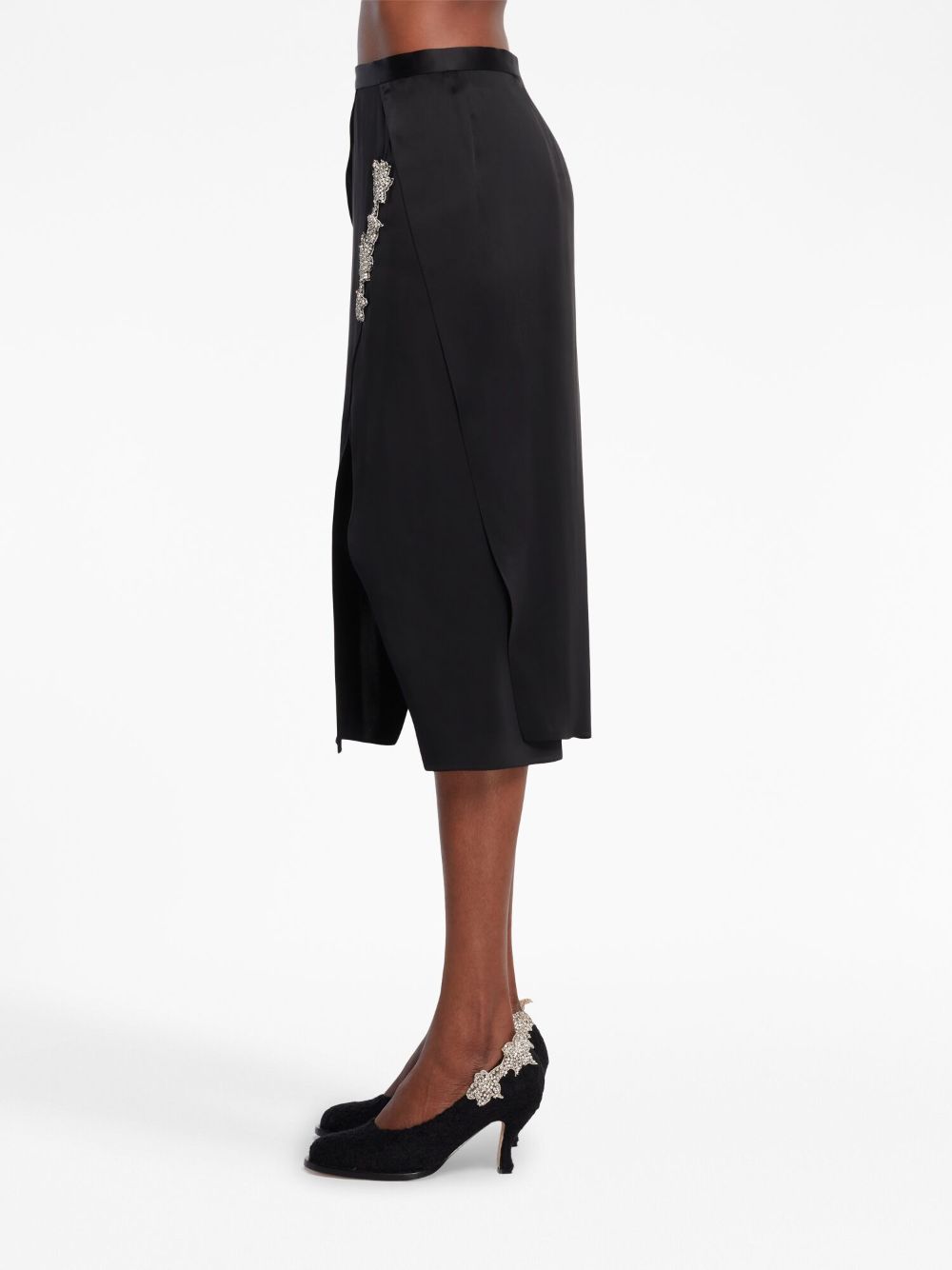 Shop Christopher Kane Floral-appliqué Pencil Midi Skirt In Black