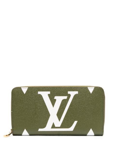 Louis Vuitton - pre-owned Monogram Giant Zippy wallet