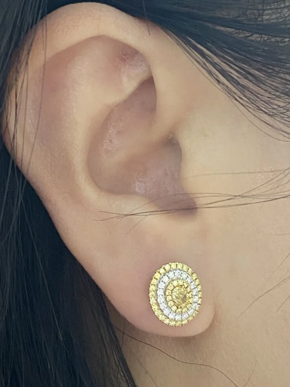  Hyt Jewelry Diamond Stud Earrings - Gold 
