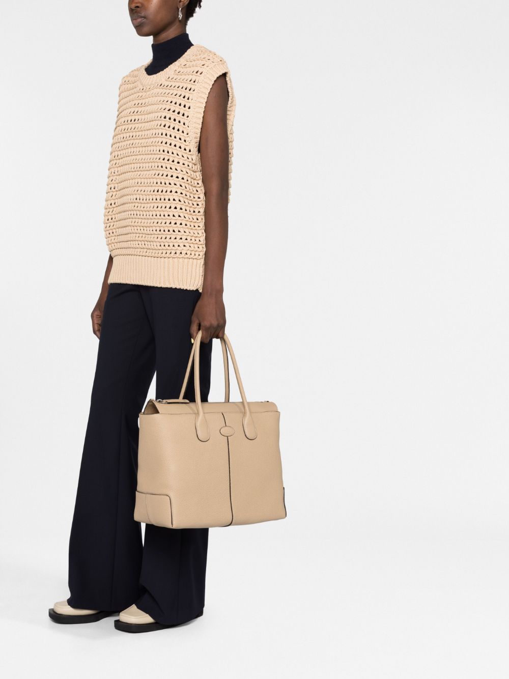 Tod's logo-patch leather tote bag - Neutrals