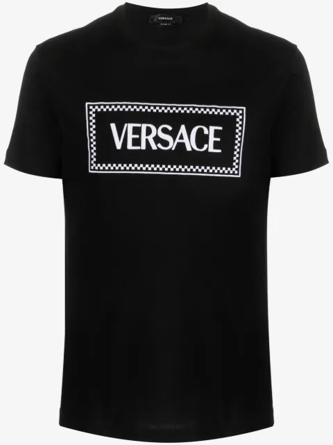 Versace playera con detalle del logo