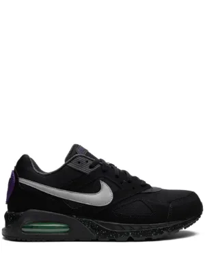 Nike air clearance ivo black