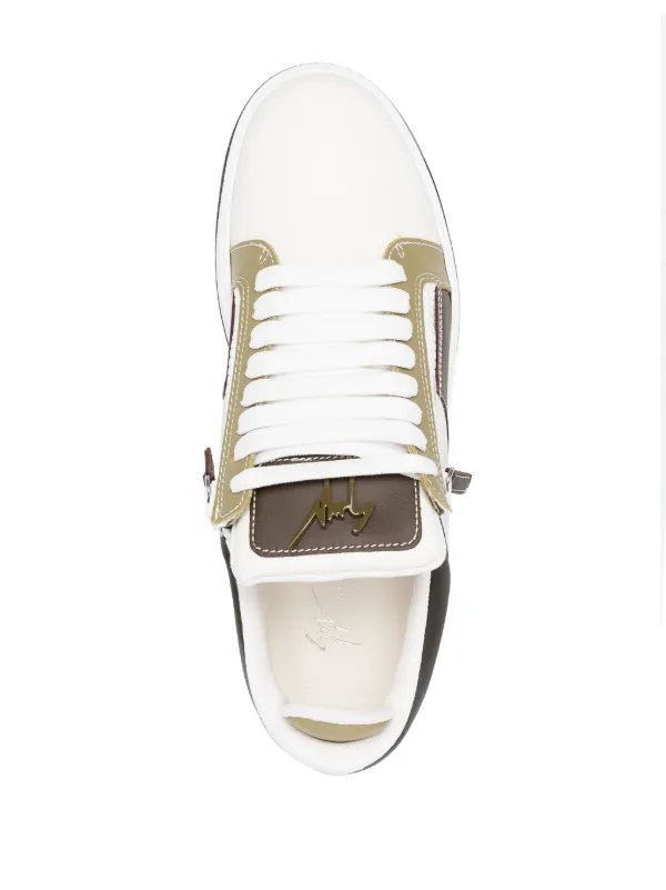 国内発送*関税込☆GIUSEPPE ZANOTTI☆GZ94 ロゴパッチスニーカー Giuseppe Zanotti GZ94 ロゴパッチ スニーカー | ホワイト