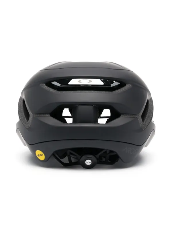 Oakley ARO5 Race ヘルメット | ブラック | FARFETCH JP