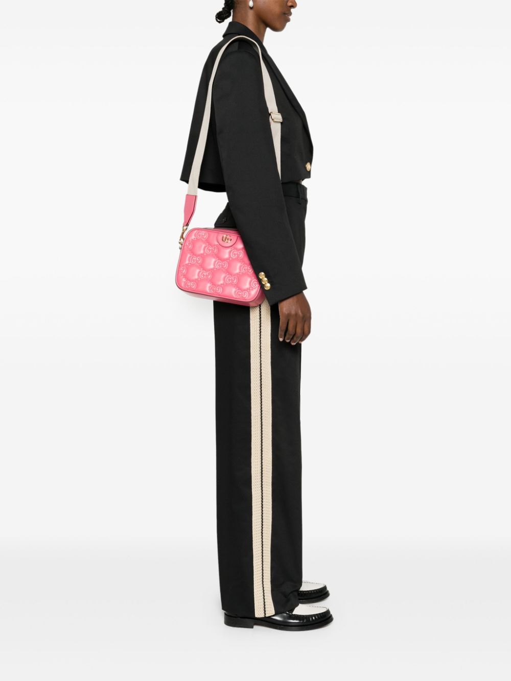 Gucci small GG matelassé shoulder bag - Pink