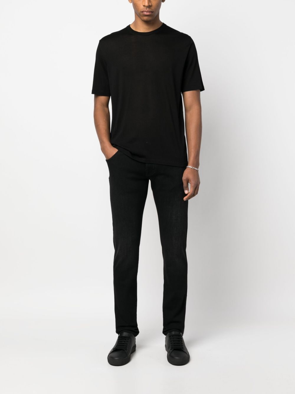 Shop Roberto Collina Short-sleeve Silk T-shirt In Black