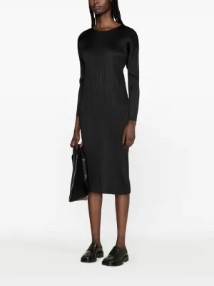 Pleats Please by Issey Miyake（プリーツ・プリーズ・イッセイ
