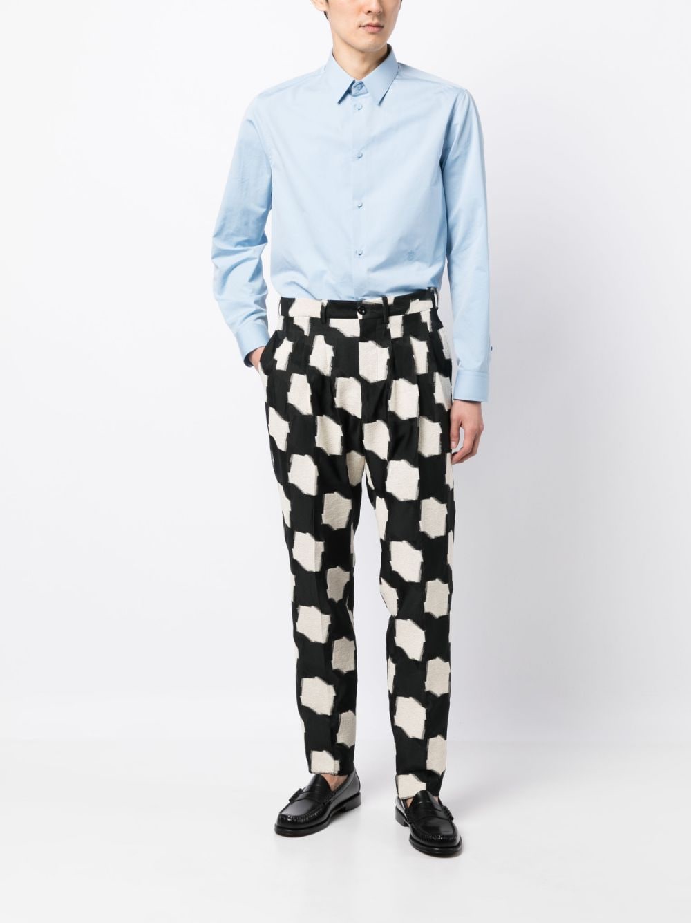 Shop 4sdesigns Pleated Geometric-print Trousers In Braun