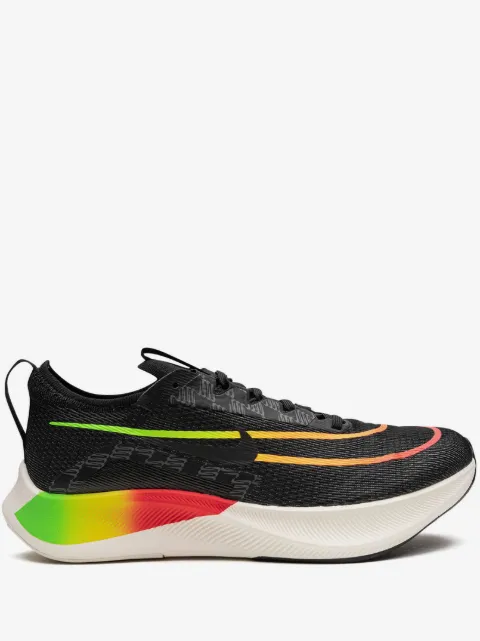 Nike Zoom Fly 4 sneakers