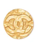 CHANEL Pre-Owned 1994 CC medallion brooch - Gold