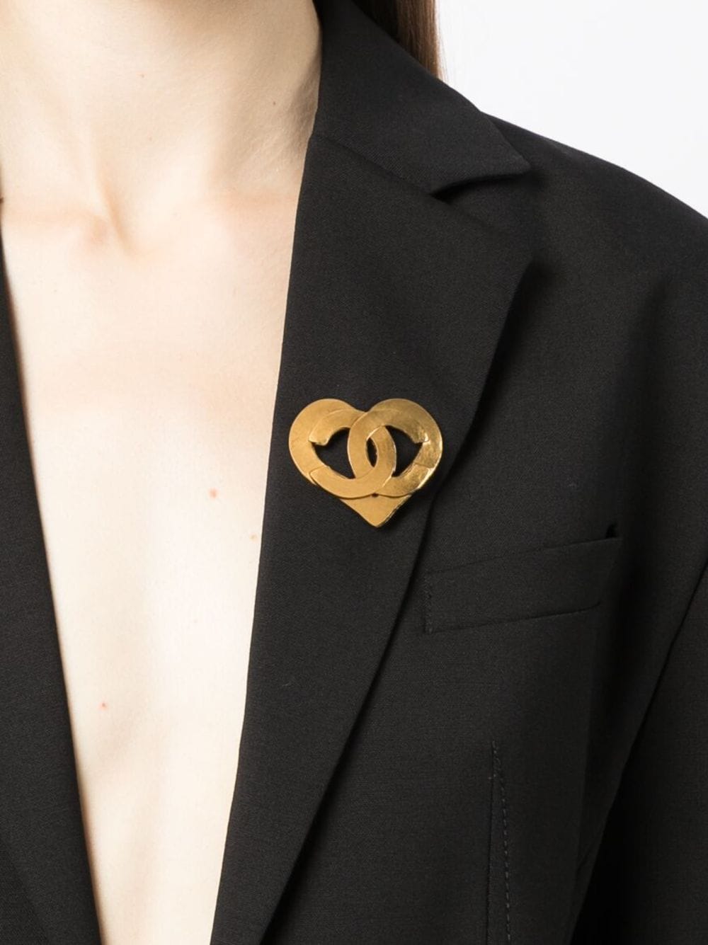 CHANEL Pre-Owned 1995 hartvormige CC broche - Goud