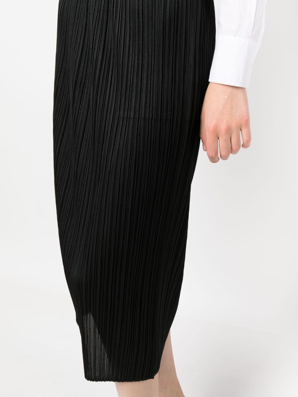 Shop Issey Miyake Pleated High-waist Skirt In Black
