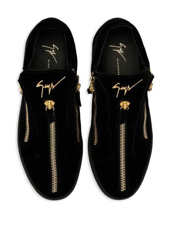 Nicki low-top sneakers