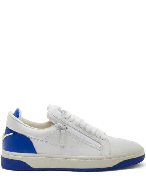 Giuseppe Zanotti tenis bajos con agujetas