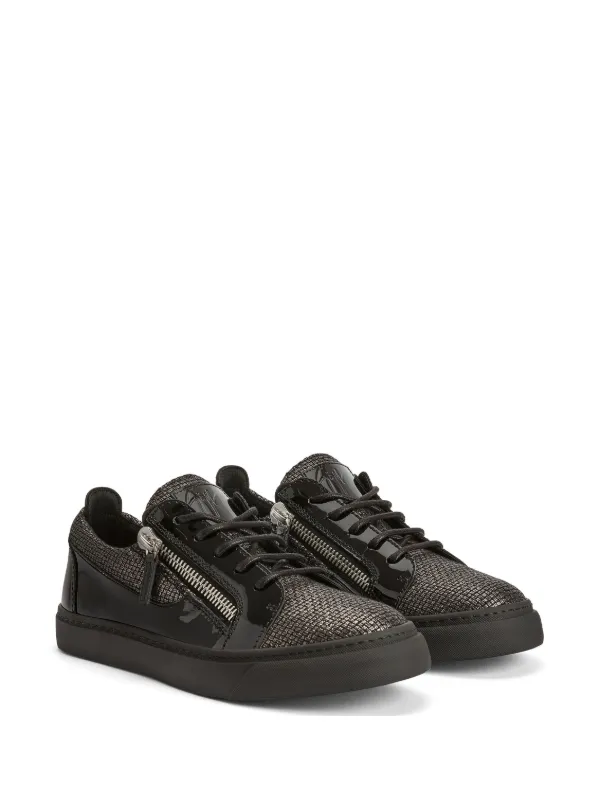 Giuseppe Zanotti Paneled low-top Sneakers | Black | FARFETCH