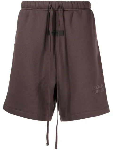 FEAR OF GOD ESSENTIALS shorts deportivos con parche del logo